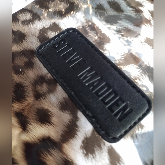 Steve Madden Leopard Print Crossbody Bag - Picture 11 of 16